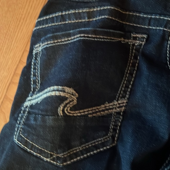 Silver Jeans Dark Wash size 30/32 - Picture 4 of 8